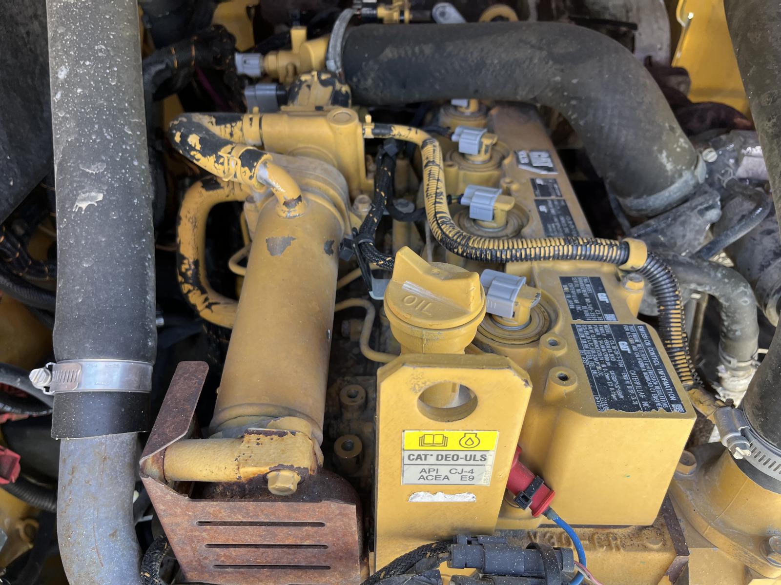 ./imagenes/INVOICE/2019/16437/MINI CATERPILLAR 262D (22).JPG